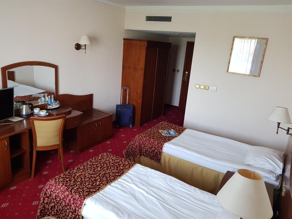 Hotel Sympozjum & Cracovia
