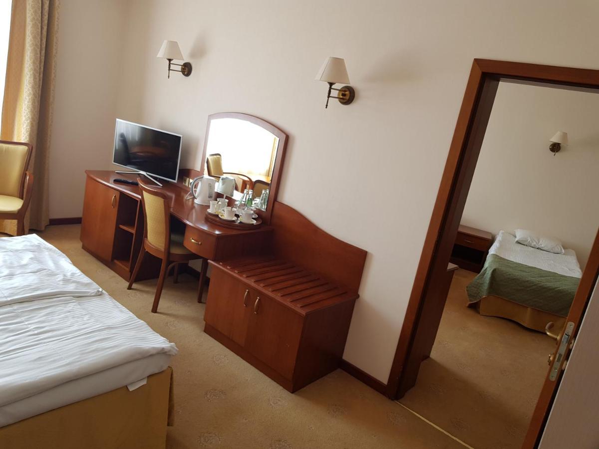 Hotel Sympozjum & 4*