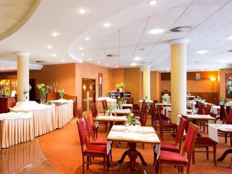 Sympozjum & Cracovia